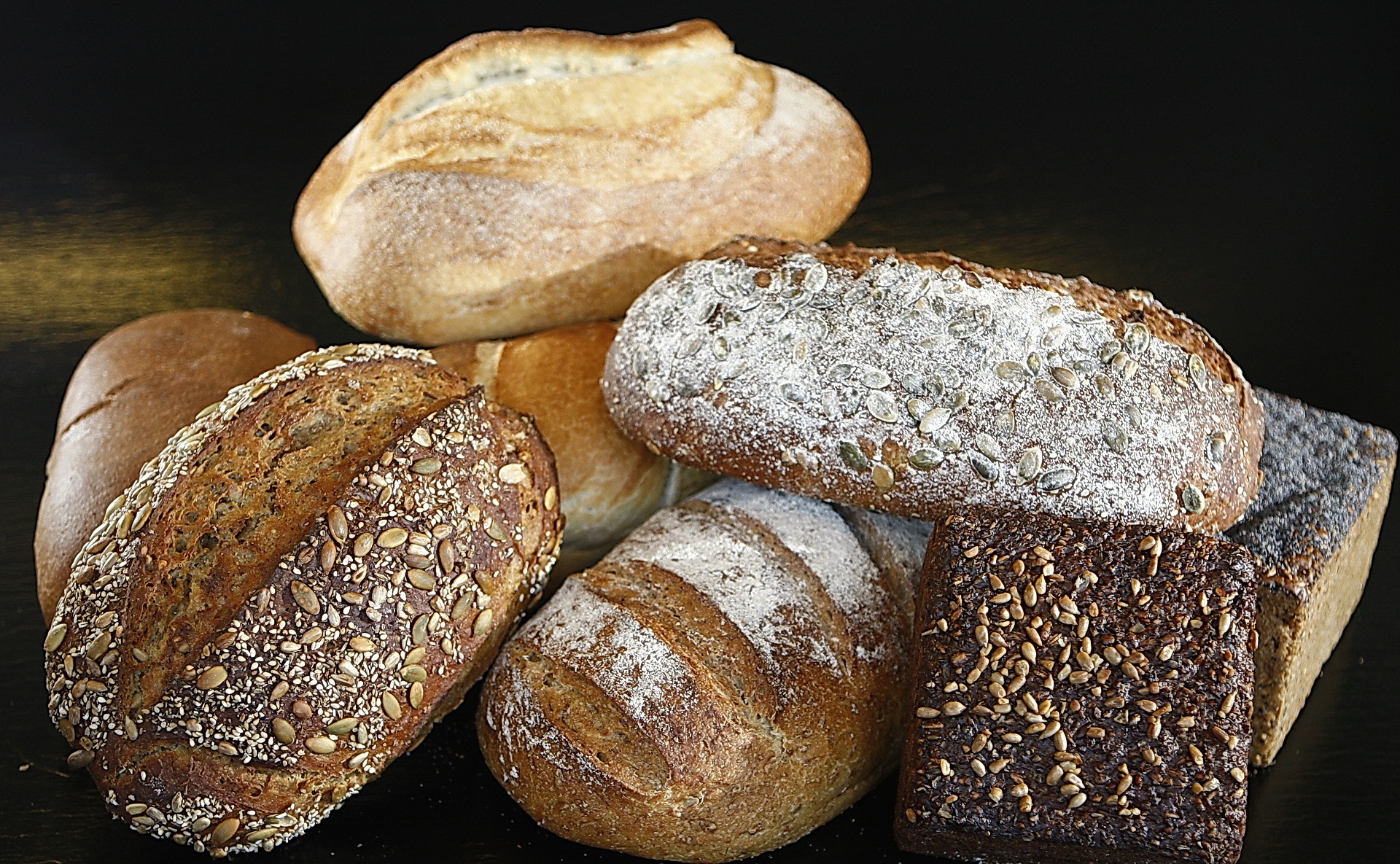bread 1588904 1920